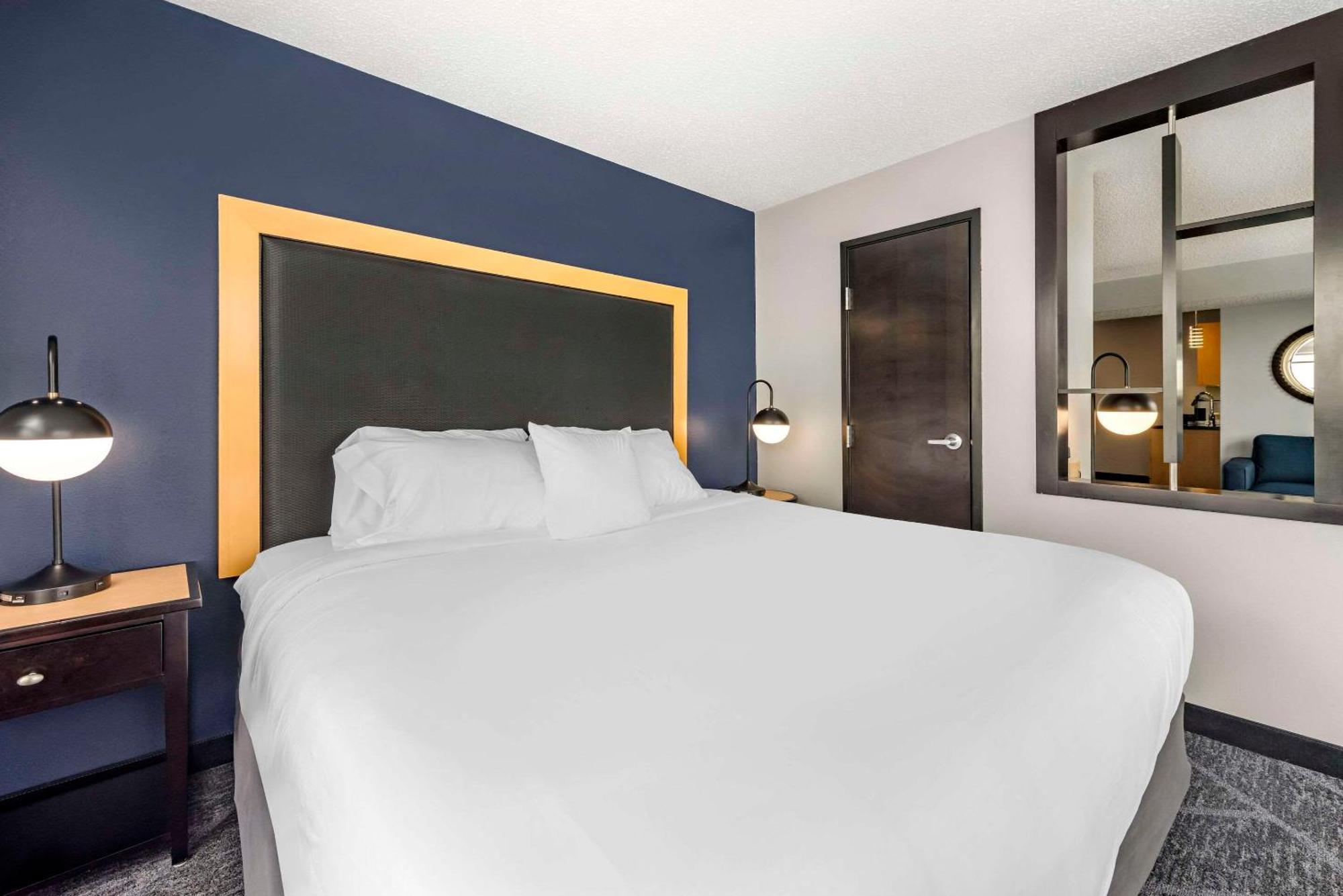 Cambria Hotel Minneapolis Maple Grove Exterior foto