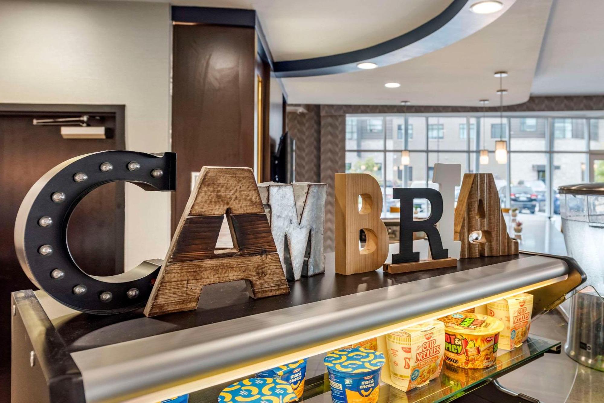 Cambria Hotel Minneapolis Maple Grove Exterior foto